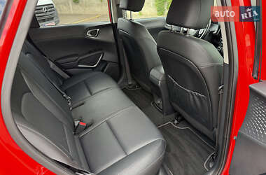 Внедорожник / Кроссовер Kia Soul EV 2020 в 