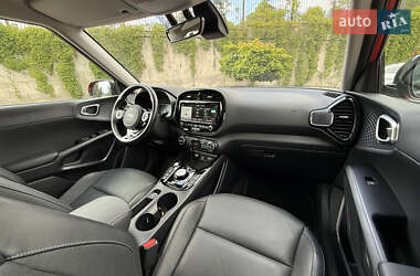 Внедорожник / Кроссовер Kia Soul EV 2020 в 