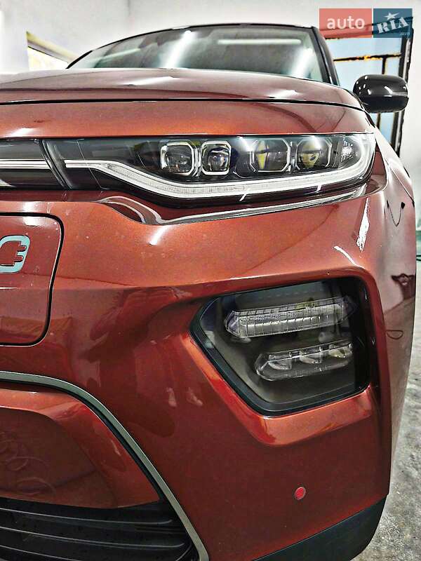 Внедорожник / Кроссовер Kia Soul EV 2020 в Луцке