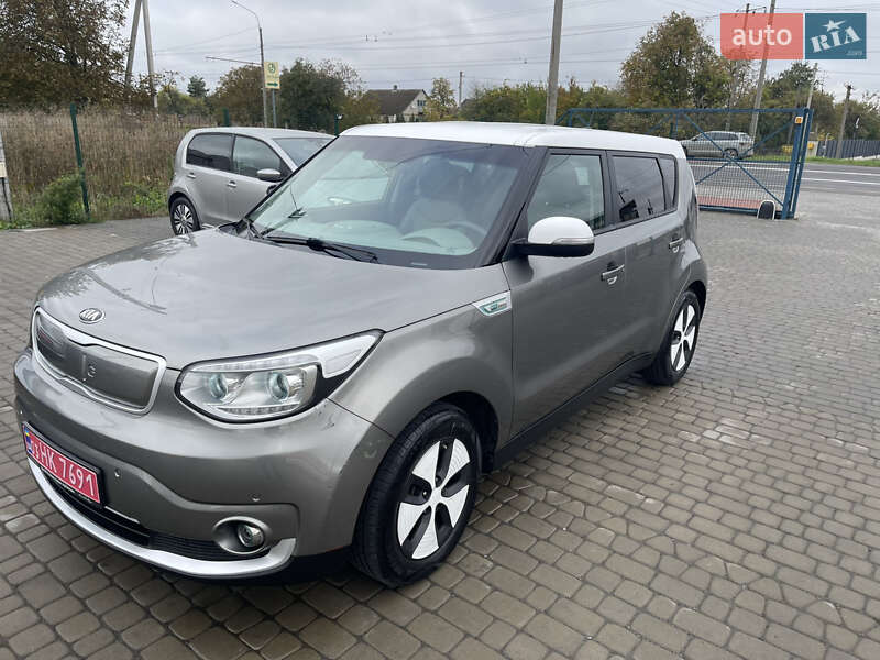 Позашляховик / Кросовер Kia Soul EV 2015 в Луцьку фото 2 Позашляховик / Кросовер Kia Soul EV 2015 в Луцьку