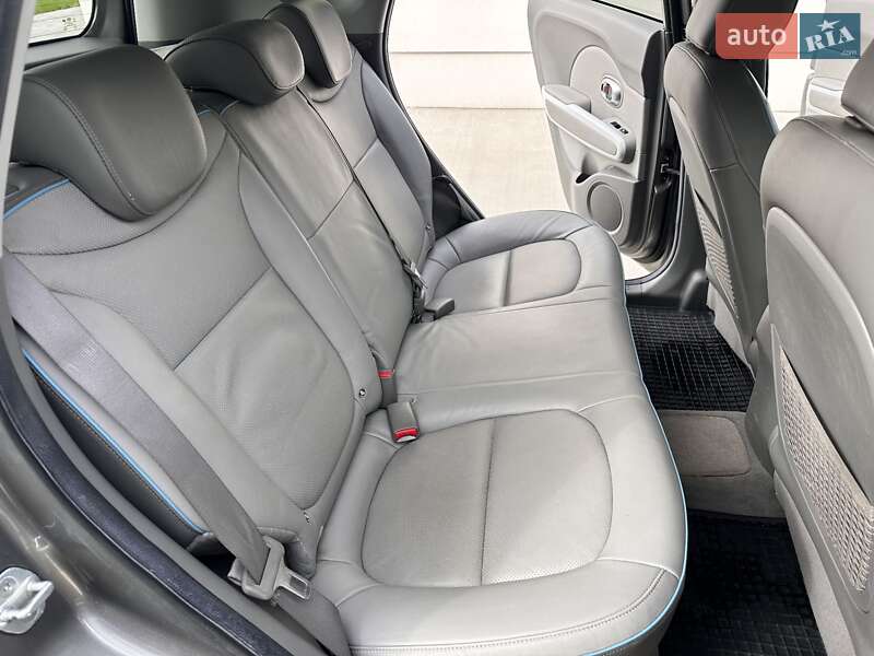 Позашляховик / Кросовер Kia Soul EV 2015 в Луцьку