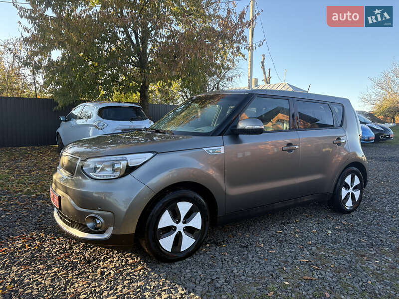 Позашляховик / Кросовер Kia Soul EV 2016 в Луцьку фото 9 Позашляховик / Кросовер Kia Soul EV 2016 в Луцьку
