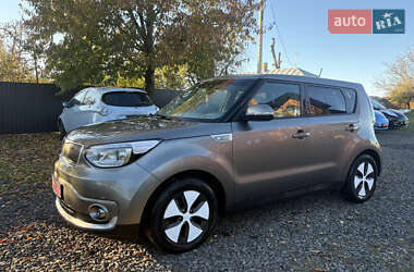 Внедорожник / Кроссовер Kia Soul EV 2016 в 