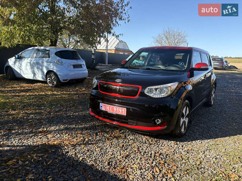 Позашляховик / Кросовер Kia Soul EV 2015 в Луцьку фото 10 Позашляховик / Кросовер Kia Soul EV 2015 в Луцьку