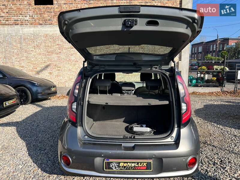 Позашляховик / Кросовер Kia Soul EV 2015 в Коломиї фото 13 Позашляховик / Кросовер Kia Soul EV 2015 в Коломиї