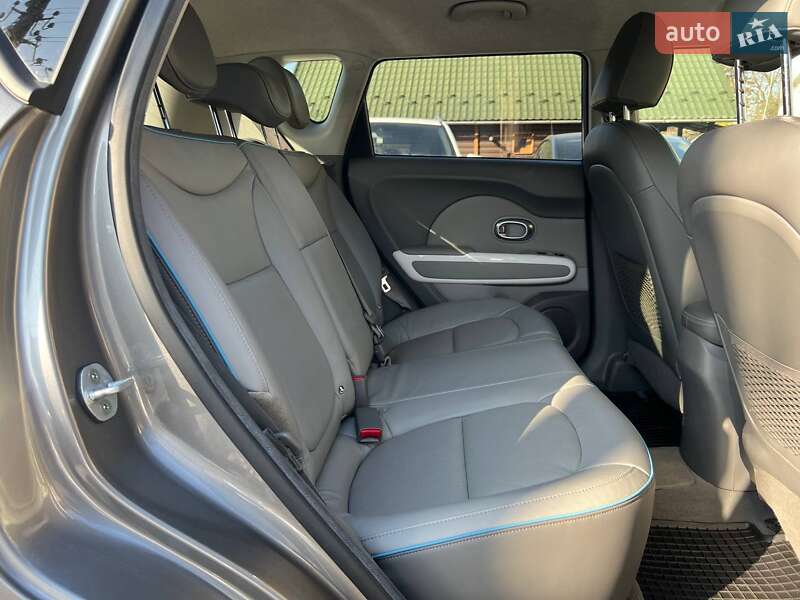Позашляховик / Кросовер Kia Soul EV 2015 в Коломиї фото 28 Позашляховик / Кросовер Kia Soul EV 2015 в Коломиї