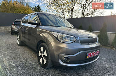 Внедорожник / Кроссовер Kia Soul EV 2017 в Тернополе