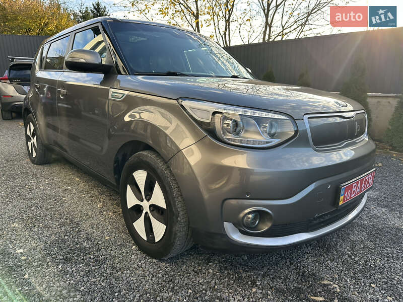 Внедорожник / Кроссовер Kia Soul EV 2017 в Тернополе фото 16 Внедорожник / Кроссовер Kia Soul EV 2017 в Тернополе