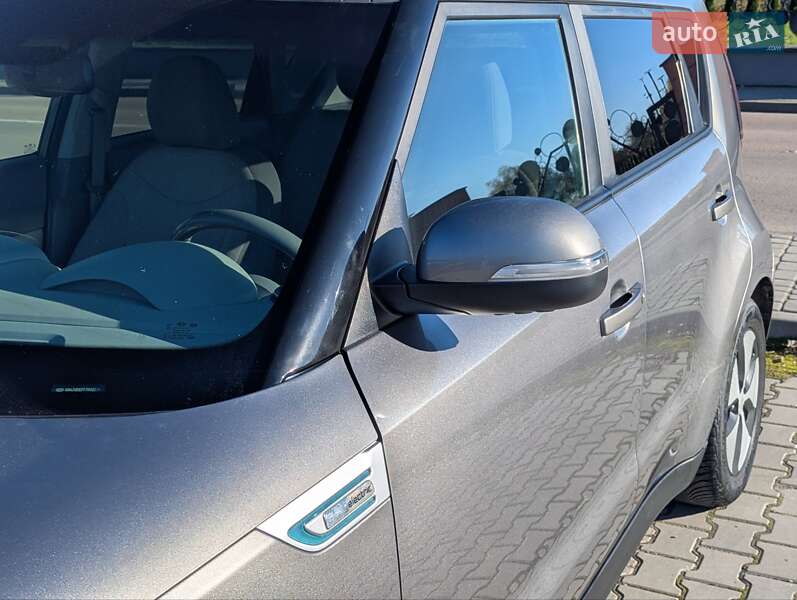 Позашляховик / Кросовер Kia Soul EV 2015 в Дрогобичі