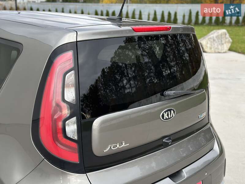 Внедорожник / Кроссовер Kia Soul EV 2016 в Луцке фото 9 Внедорожник / Кроссовер Kia Soul EV 2016 в Луцке