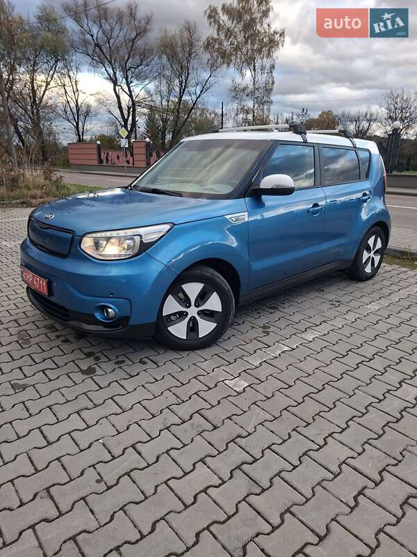 Внедорожник / Кроссовер Kia Soul EV 2016 в Дрогобыче фото 7 Внедорожник / Кроссовер Kia Soul EV 2016 в Дрогобыче