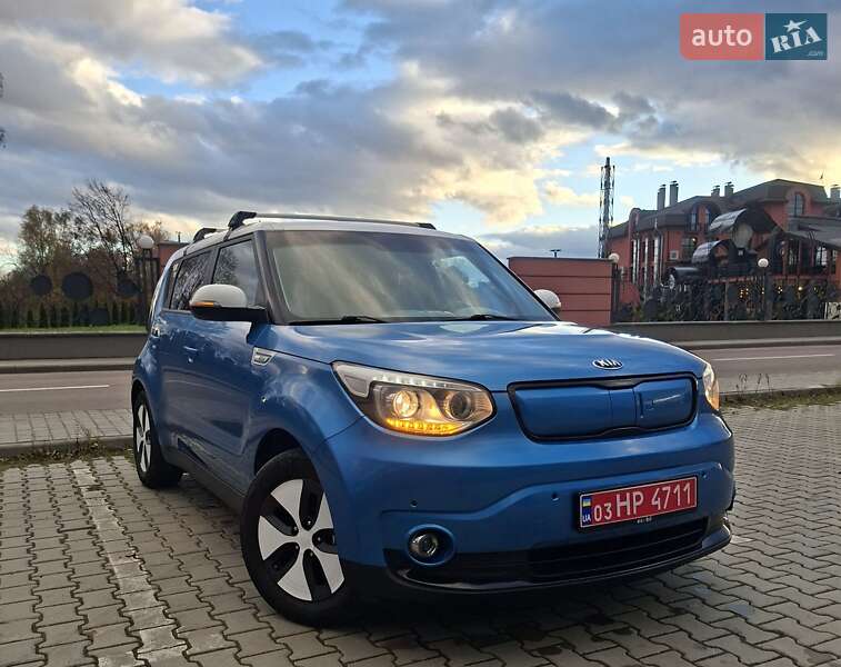 Внедорожник / Кроссовер Kia Soul EV 2016 в Дрогобыче фото 11 Внедорожник / Кроссовер Kia Soul EV 2016 в Дрогобыче