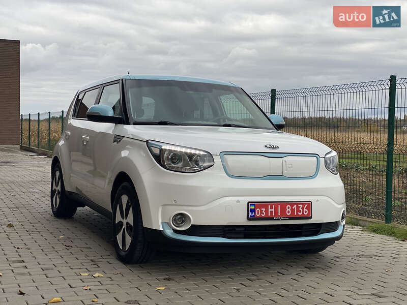 Позашляховик / Кросовер Kia Soul EV 2016 в Луцьку