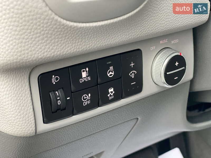 Позашляховик / Кросовер Kia Soul EV 2016 в Луцьку