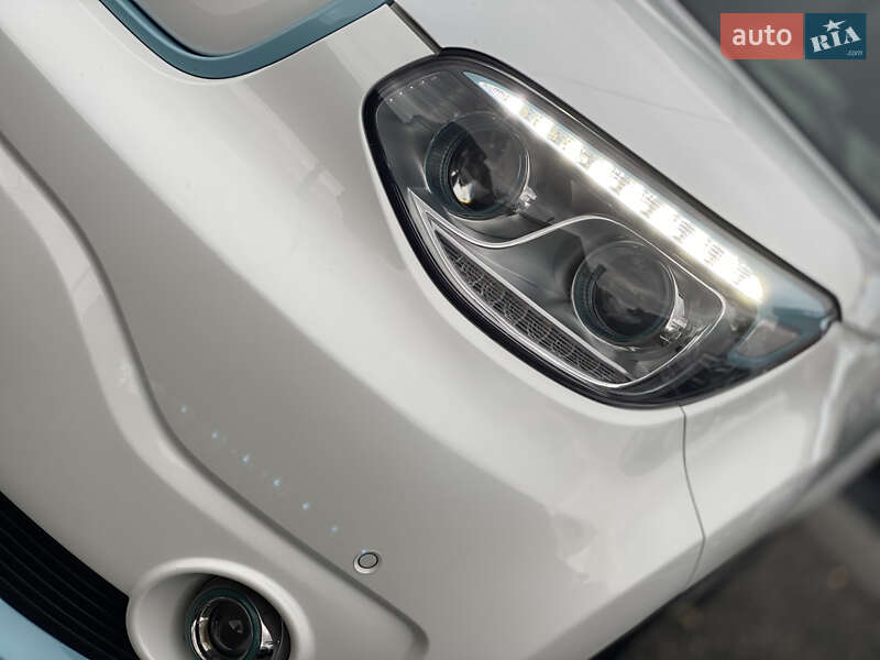 Позашляховик / Кросовер Kia Soul EV 2016 в Луцьку