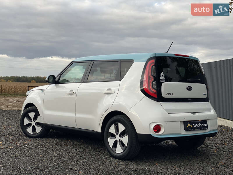 Позашляховик / Кросовер Kia Soul EV 2016 в Луцьку