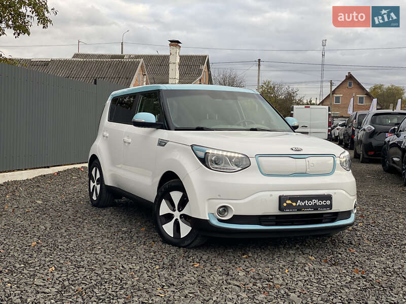 Позашляховик / Кросовер Kia Soul EV 2016 в Луцьку
