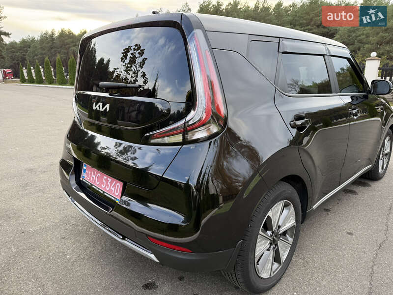 Внедорожник / Кроссовер Kia Soul EV 2023 в Киеве