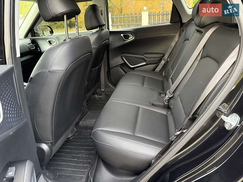 Внедорожник / Кроссовер Kia Soul EV 2023 в Киеве