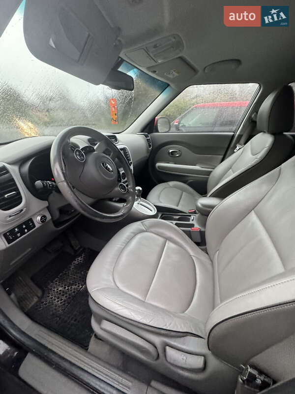 Внедорожник / Кроссовер Kia Soul EV 2016 в Бурштыне
