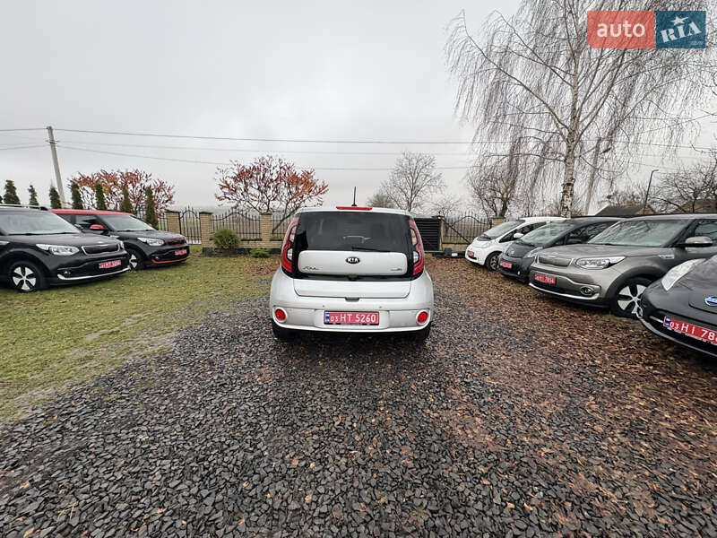 Внедорожник / Кроссовер Kia Soul EV 2016 в Луцке фото 6 Внедорожник / Кроссовер Kia Soul EV 2016 в Луцке