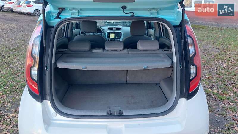 Внедорожник / Кроссовер Kia Soul EV 2014 в Луцке