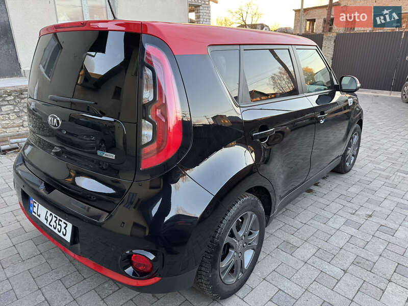Позашляховик / Кросовер Kia Soul EV 2015 в Тернополі