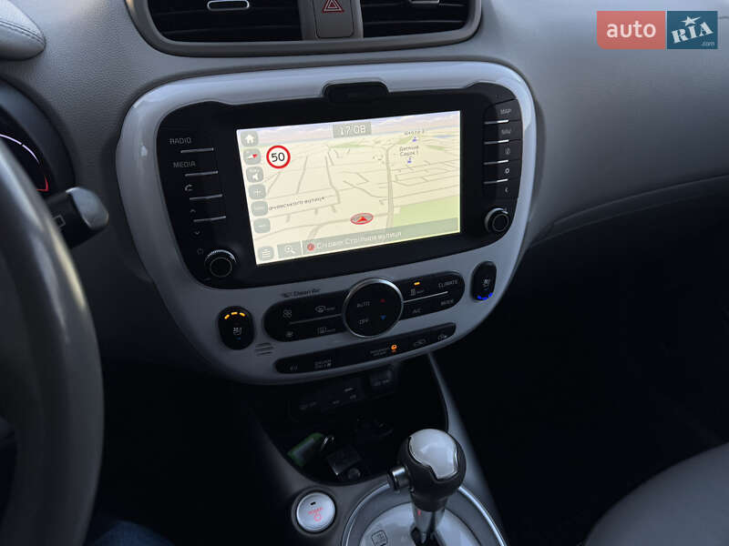 Позашляховик / Кросовер Kia Soul EV 2015 в Тернополі