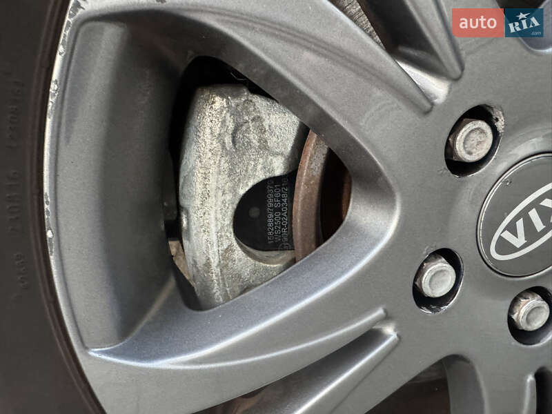 Позашляховик / Кросовер Kia Soul EV 2015 в Тернополі