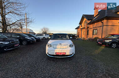 Внедорожник / Кроссовер Kia Soul EV 2015 в Луцке