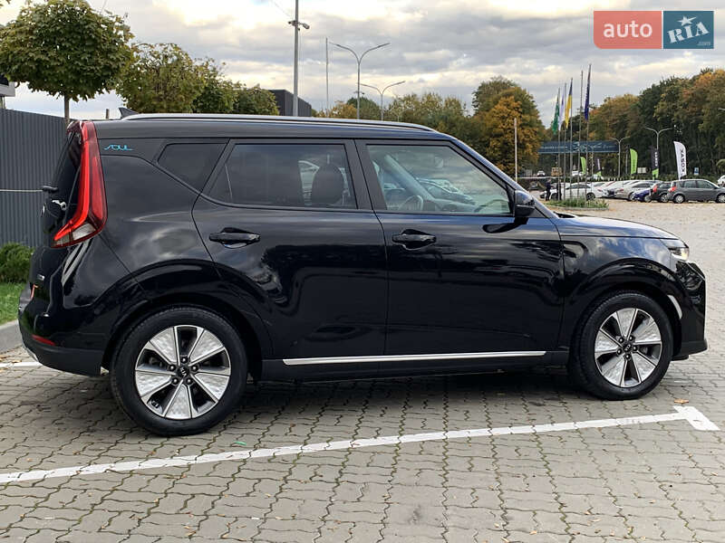 Внедорожник / Кроссовер Kia Soul EV 2021 в Львове