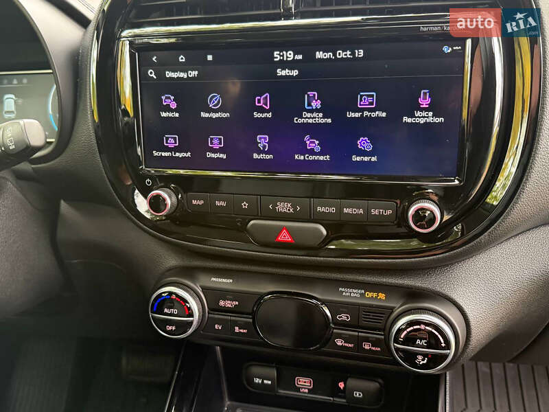 Позашляховик / Кросовер Kia Soul EV 2022 в Києві фото 19 Позашляховик / Кросовер Kia Soul EV 2022 в Києві