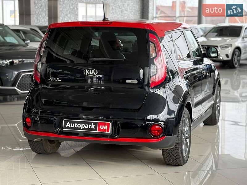 Внедорожник / Кроссовер Kia Soul EV 2015 в Одессе