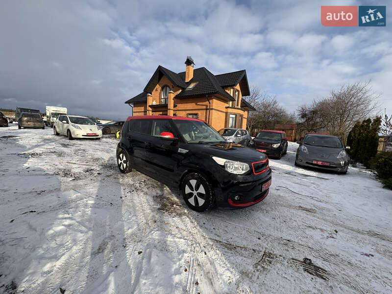 Внедорожник / Кроссовер Kia Soul EV 2015 в Луцке