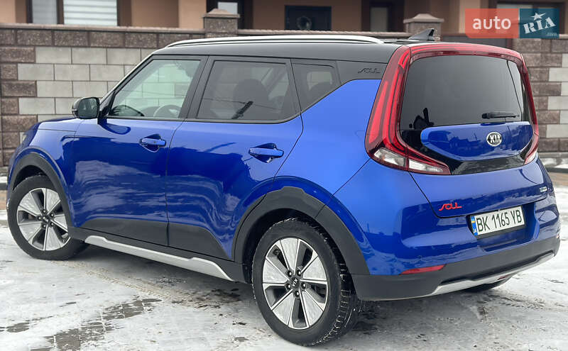 Позашляховик / Кросовер Kia Soul EV 2019 в Рівному