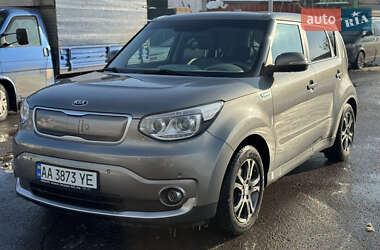 Внедорожник / Кроссовер Kia Soul EV 2015 в Луцке