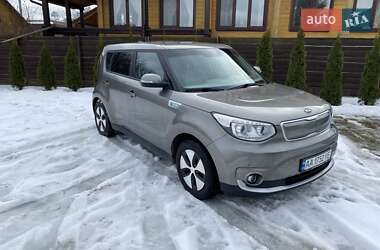 Внедорожник / Кроссовер Kia Soul EV 2015 в Киеве