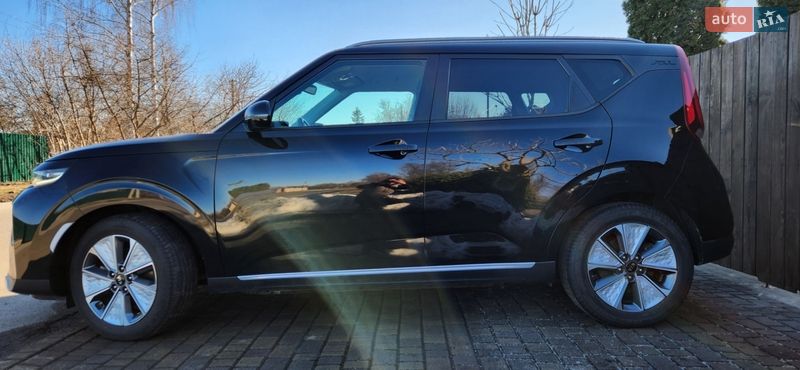 Внедорожник / Кроссовер Kia Soul EV 2019 в Ровно