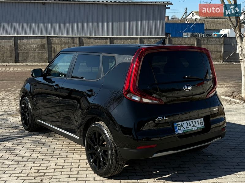 Внедорожник / Кроссовер Kia Soul EV 2019 в Ровно