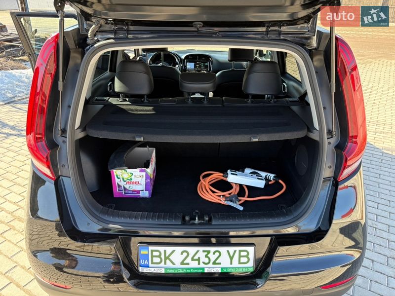Внедорожник / Кроссовер Kia Soul EV 2019 в Ровно