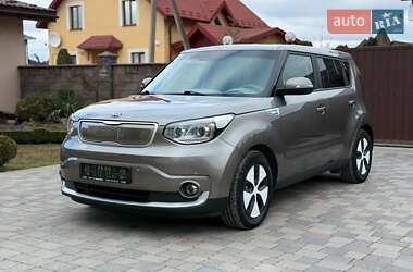 Позашляховик / Кросовер Kia Soul EV 2017 в Івано-Франківську