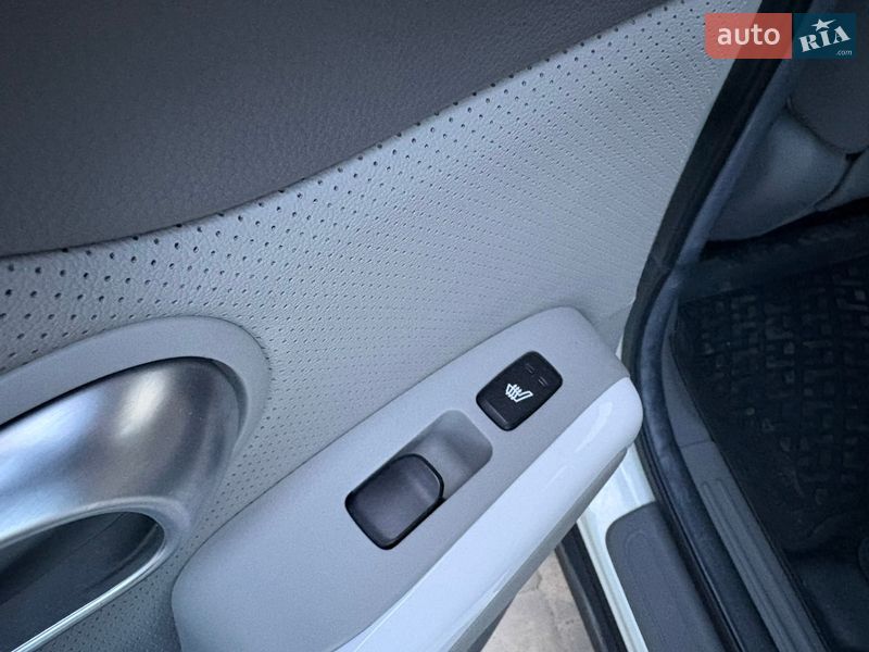 Внедорожник / Кроссовер Kia Soul EV 2017 в Луцке