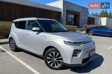 Внедорожник / Кроссовер Kia Soul EV 2020 в Киеве