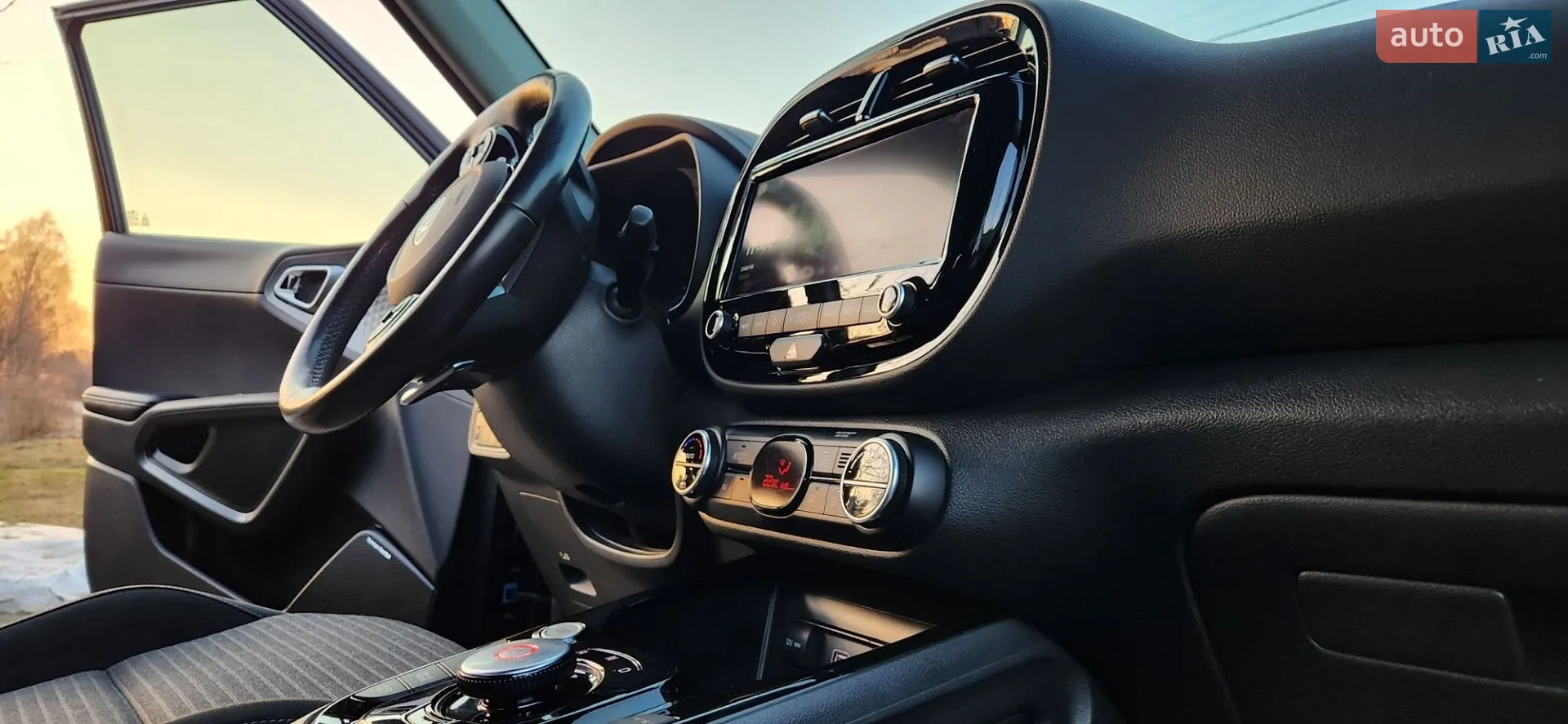 2019 Kia Soul EV - мініатюра 65