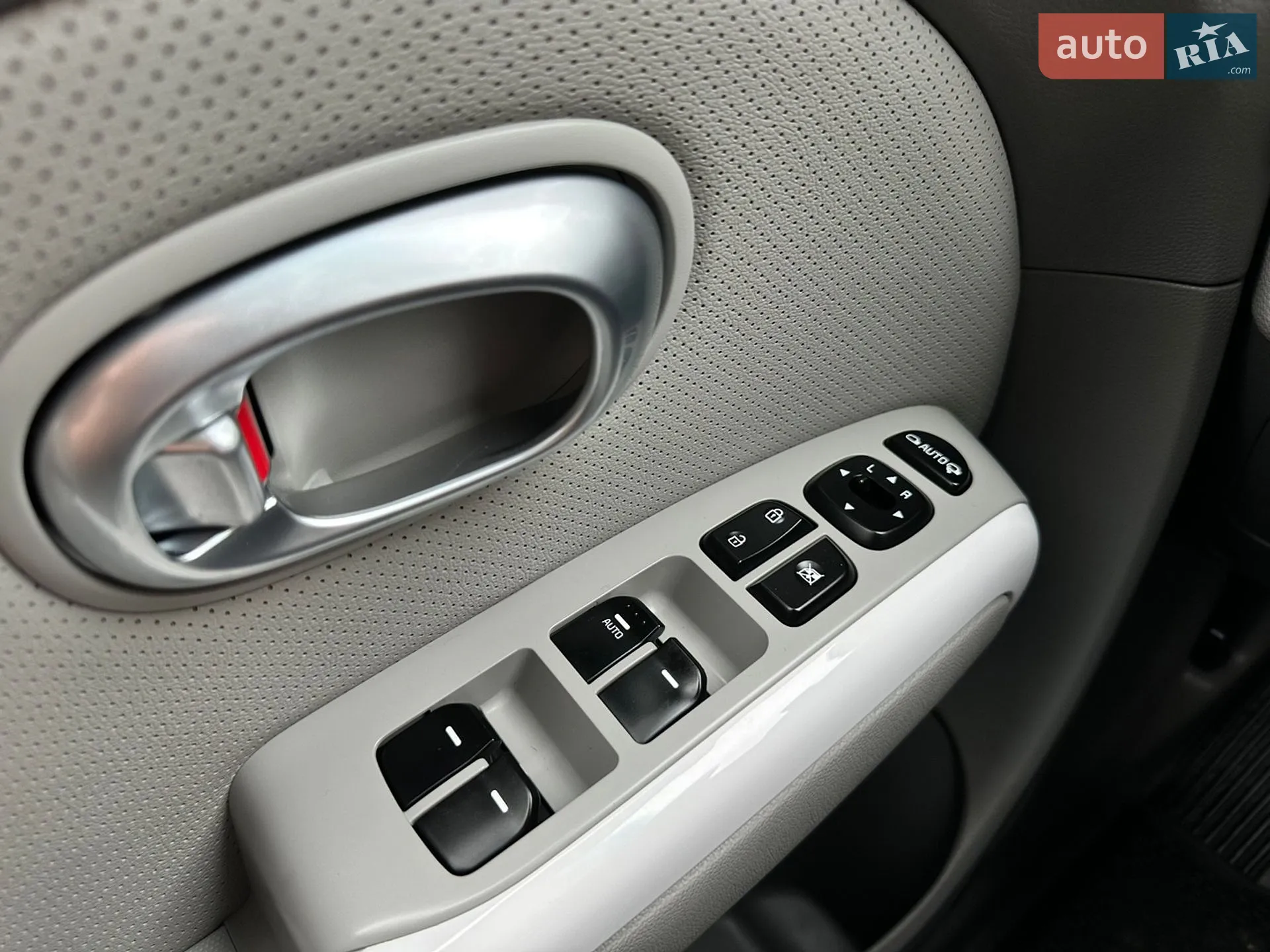 2015 Kia Soul EV - мініатюра 31