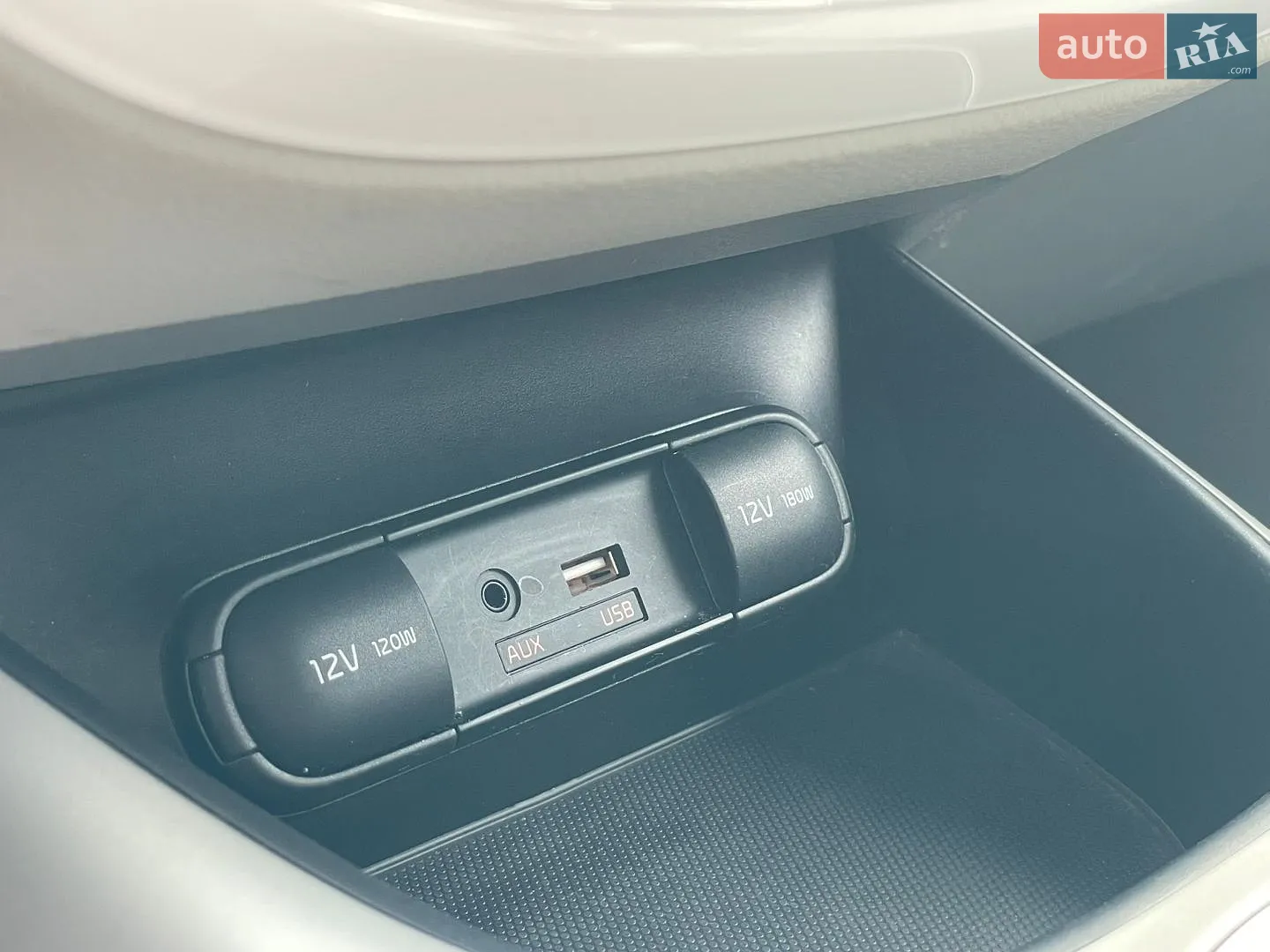 2018 Kia Soul EV - мініатюра 41