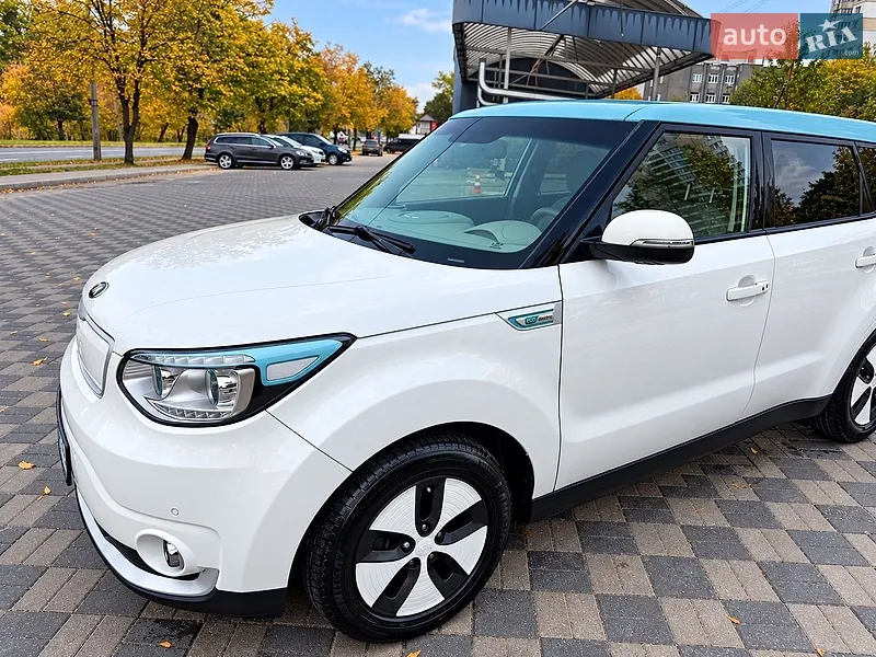 Kia Soul EV 2016