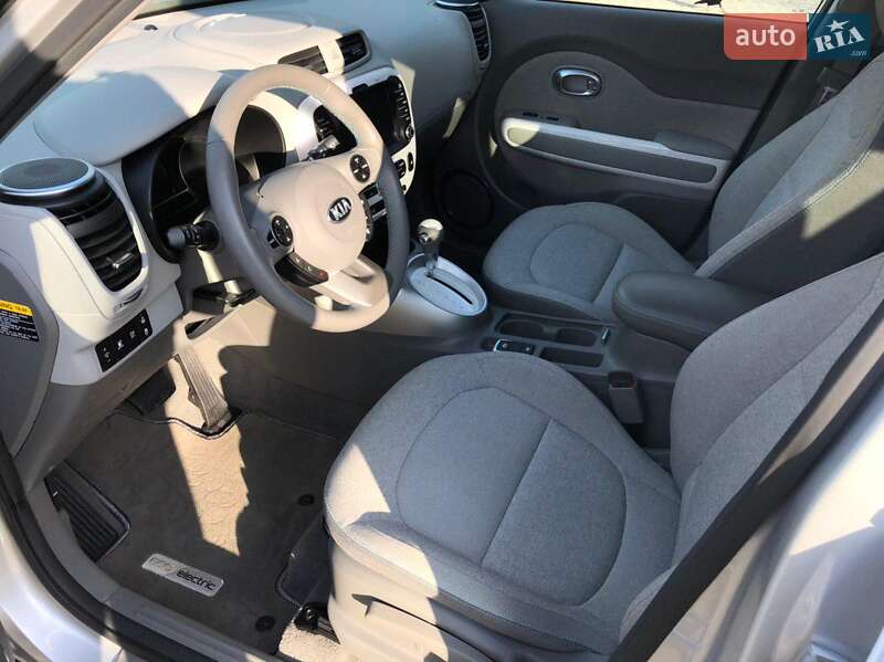 Хэтчбек Kia Soul 2016 в Ровно
