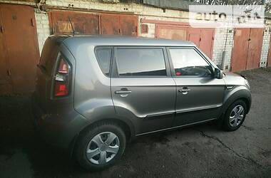 Мінівен Kia Soul 2010 в 