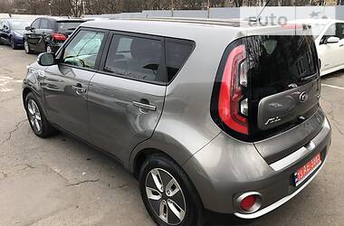 Хэтчбек Kia Soul 2017 в Одессе